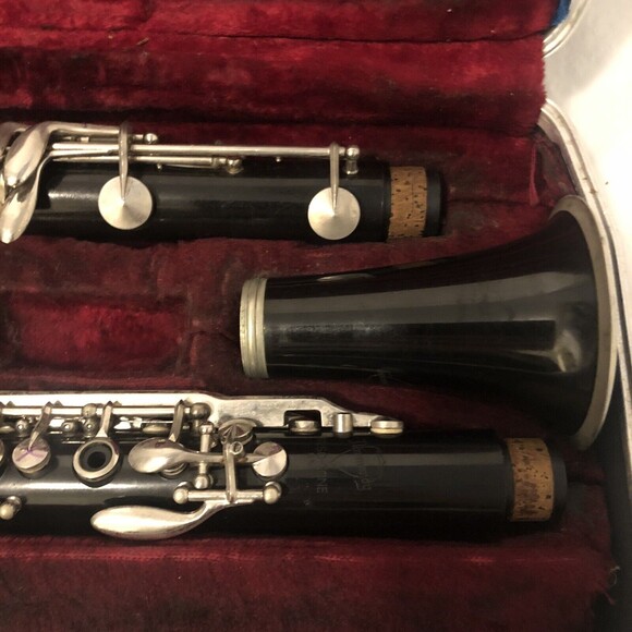 Vintage Normady Reso-tone Clarinet with Case Pre-owned - Picture 2 of 14